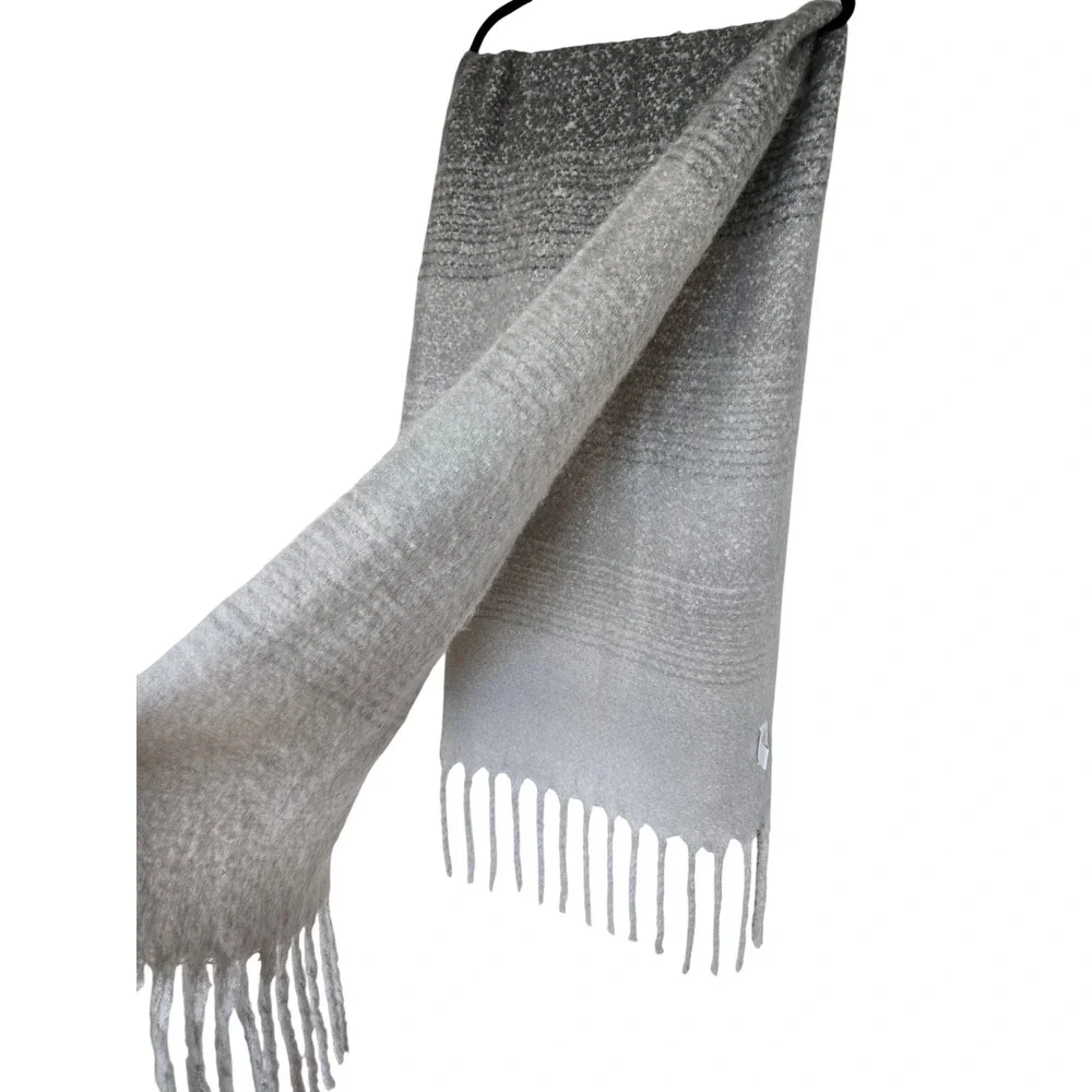 Mer Sea Gray Fuzzy Fringe Blanket Scarf Wrap Cozy Coastal Minimalist Skandi